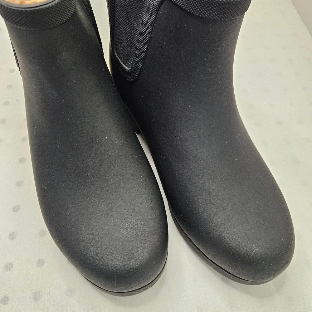 Chooka Women's Delridge Chelsea Waterproof Plush Lined Rain Boots in‎ Black